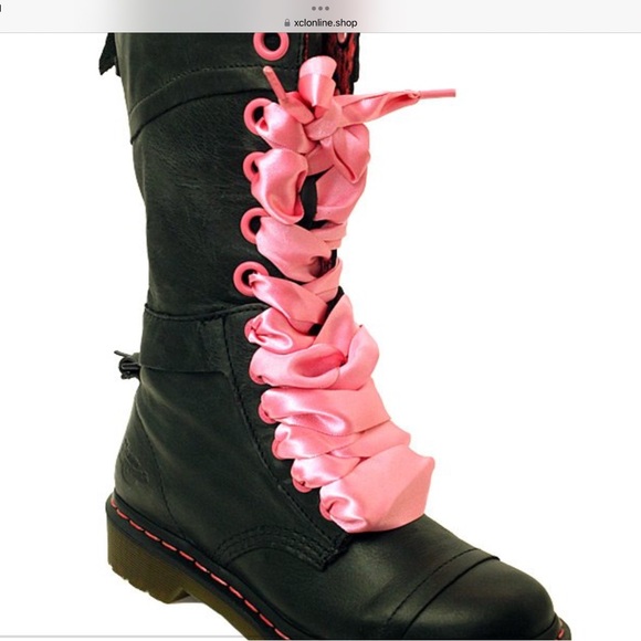 ❌ ❌ RARE RARE. ❌ ❌ 
Dr. Martens Black Boot with Pink Floral Fold-Over - Picture 8 of 10
